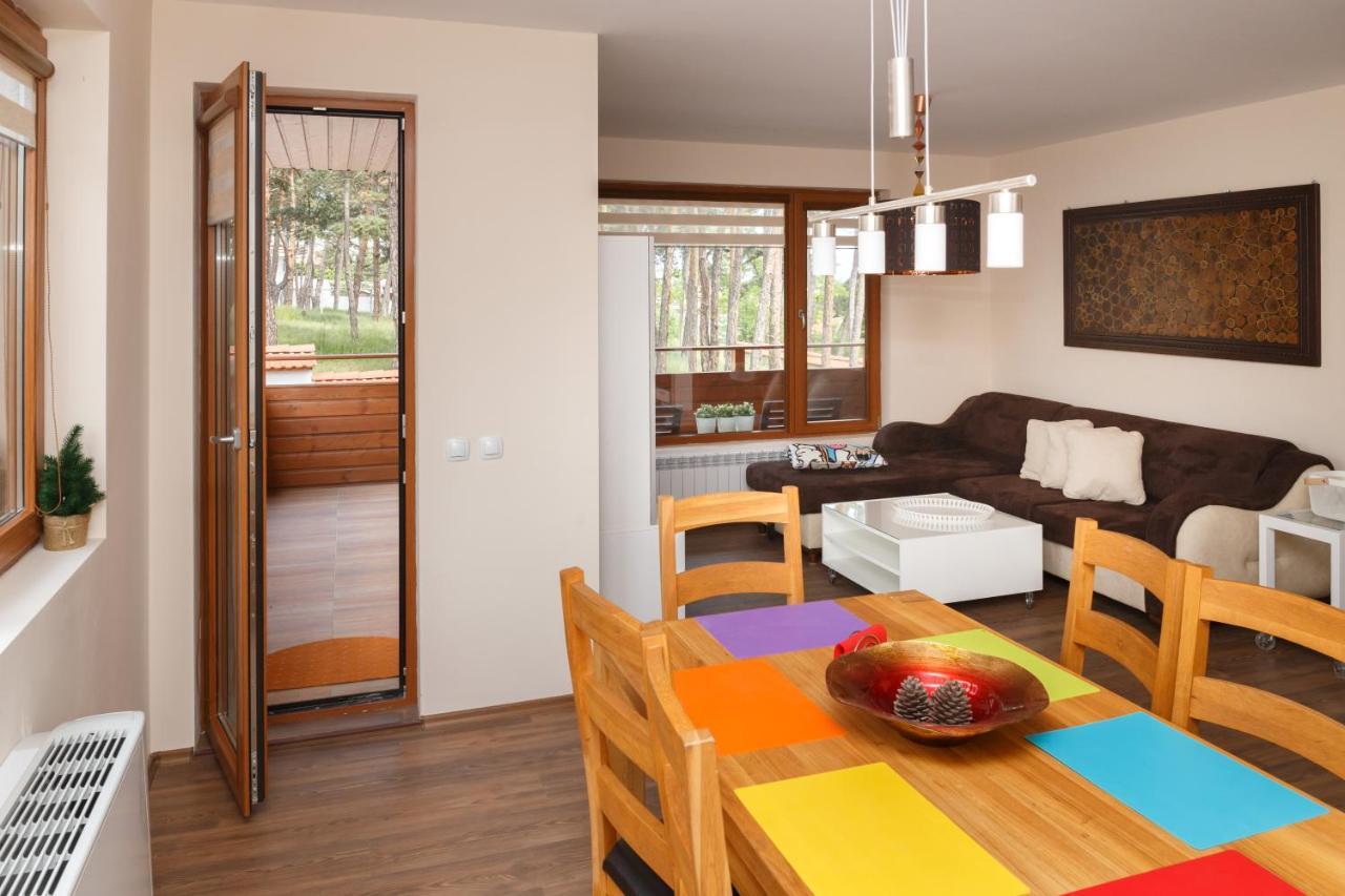 Апартамент "Forest View" В Комплекс "Вели Хилс" Velingrad Buitenkant foto